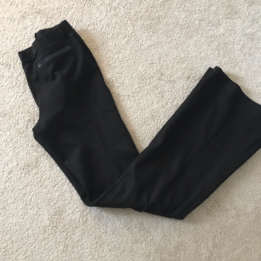 Amazing Ella Moss Pants